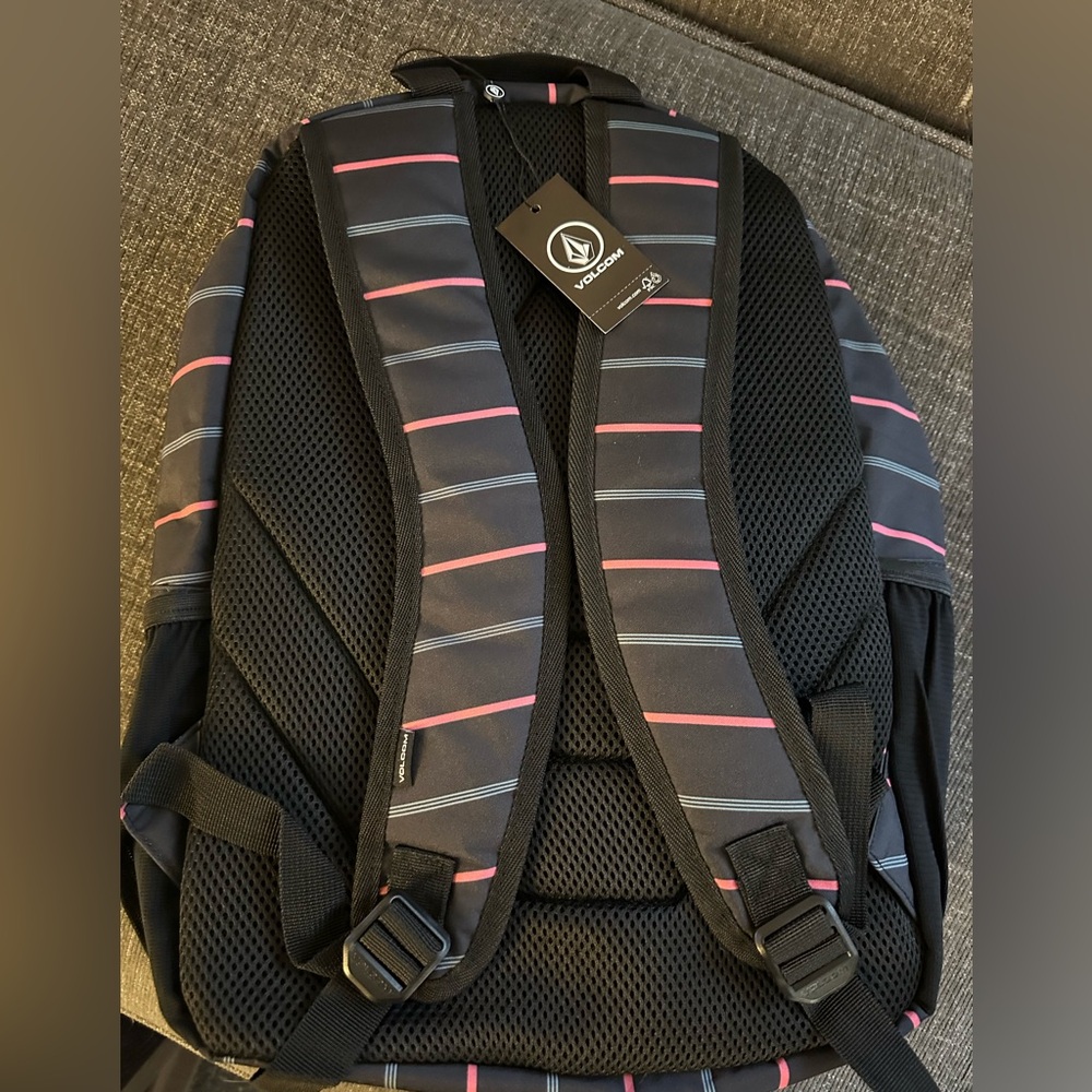 Volcom backpack - Picture 4 of 5
